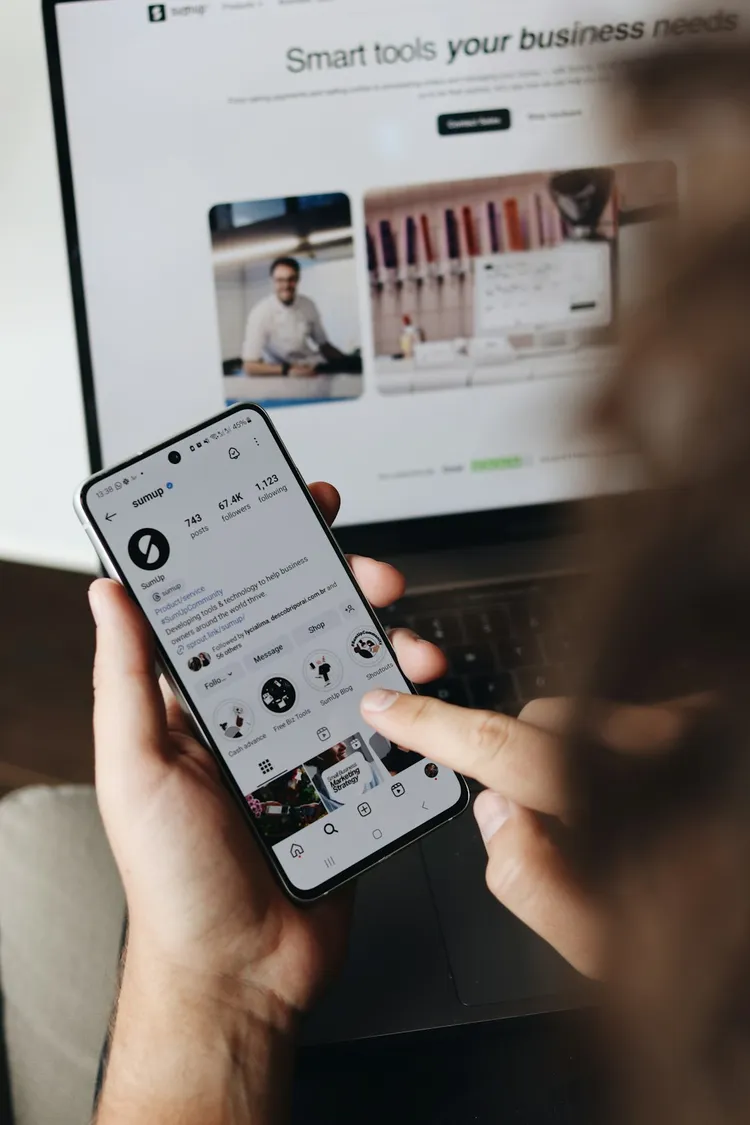 Unsplash image for Kann ich mit KI eine Website erstellen?