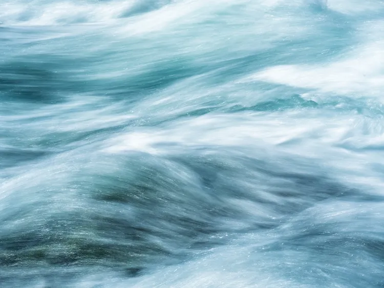 Unsplash image for morning sunlight on analog wall calendar with sticky notes